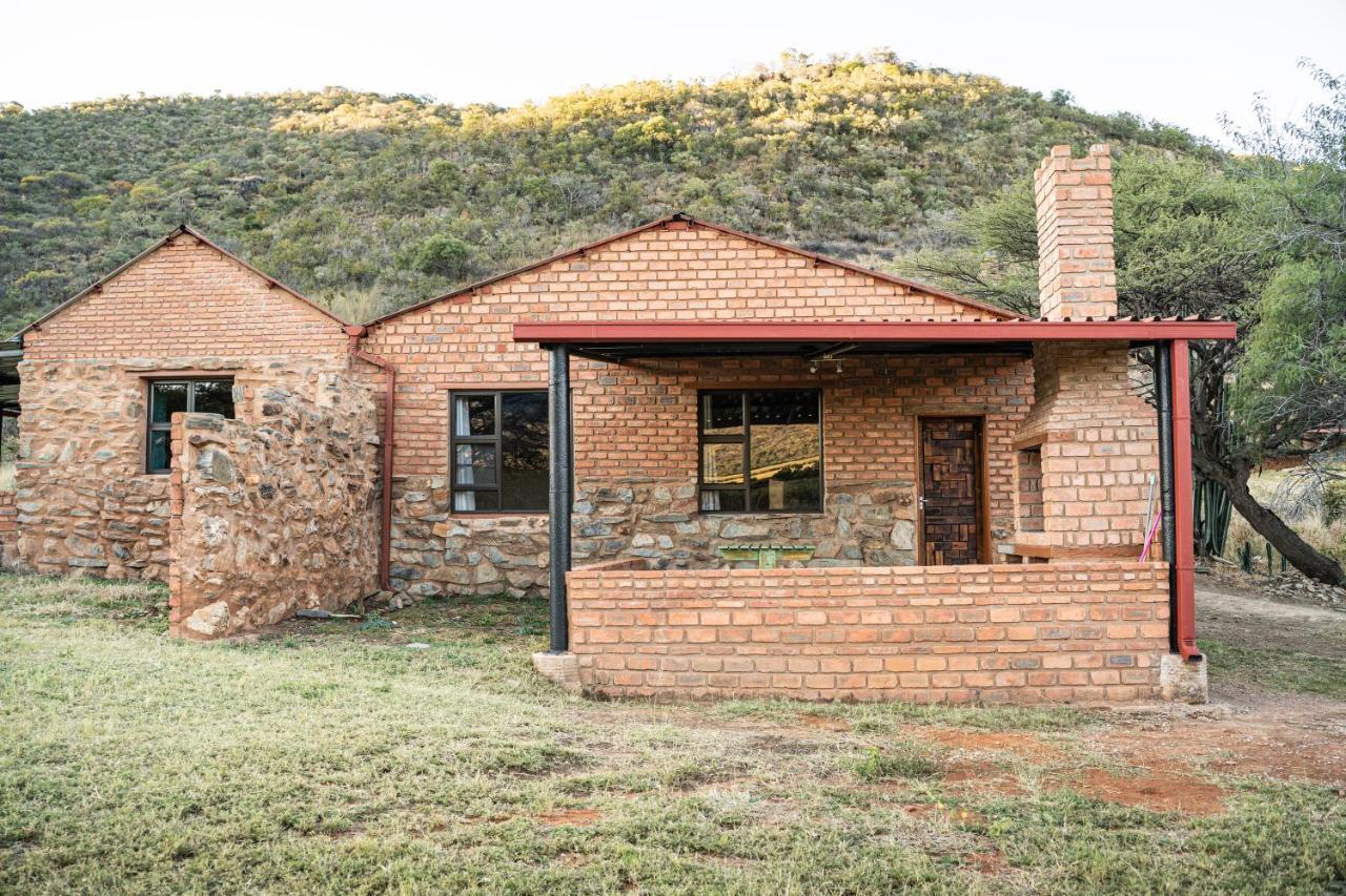 Otavi Vineyards Self-Catering & Camping Экстерьер фото
