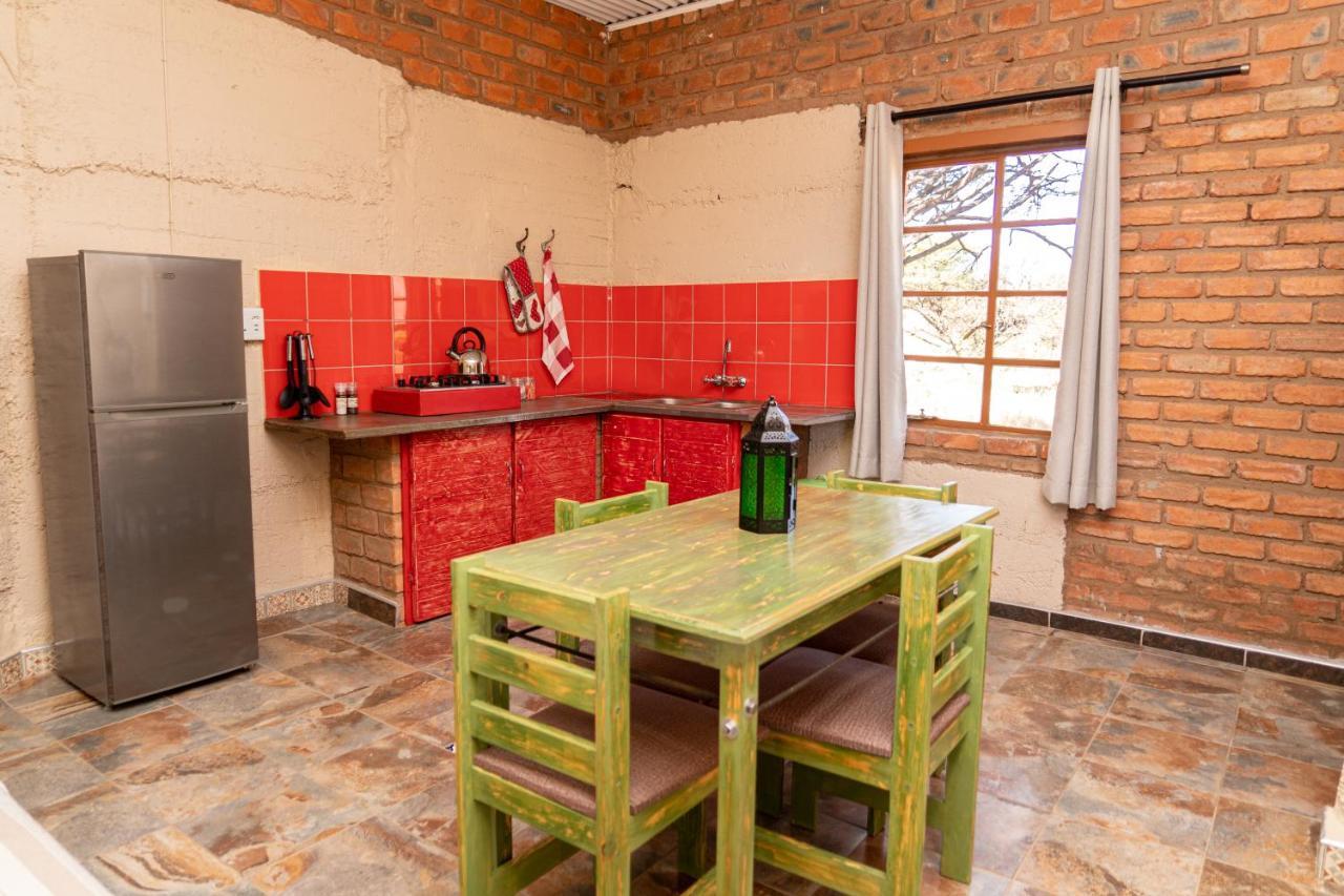 Otavi Vineyards Self-Catering & Camping Экстерьер фото