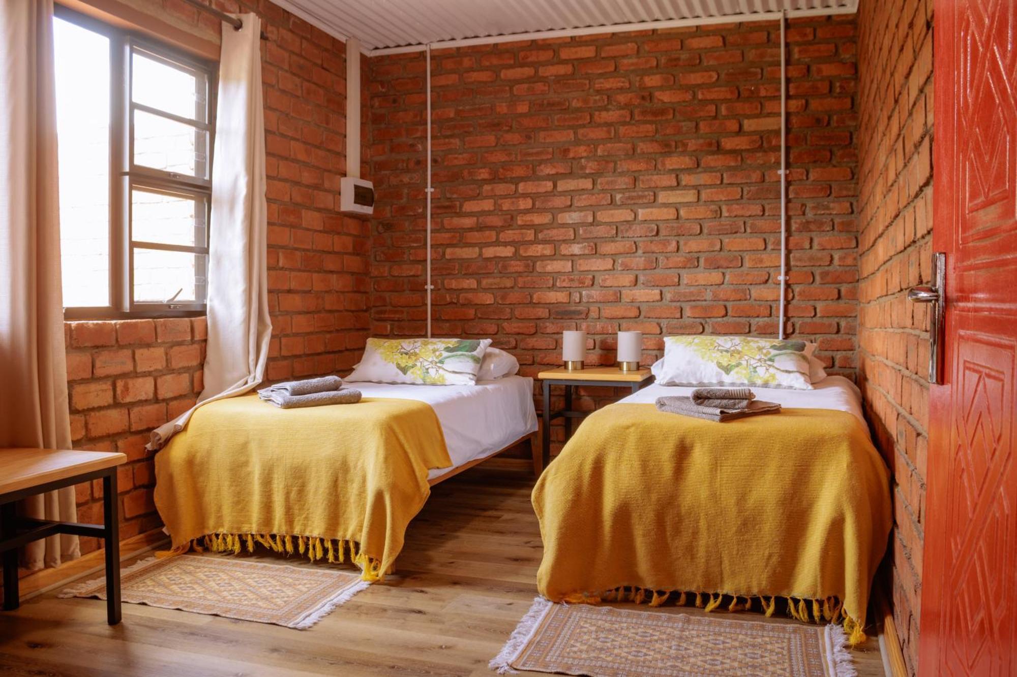 Otavi Vineyards Self-Catering & Camping Экстерьер фото
