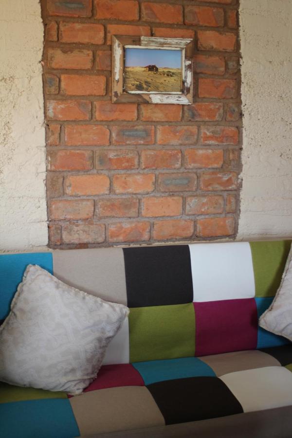 Otavi Vineyards Self-Catering & Camping Экстерьер фото