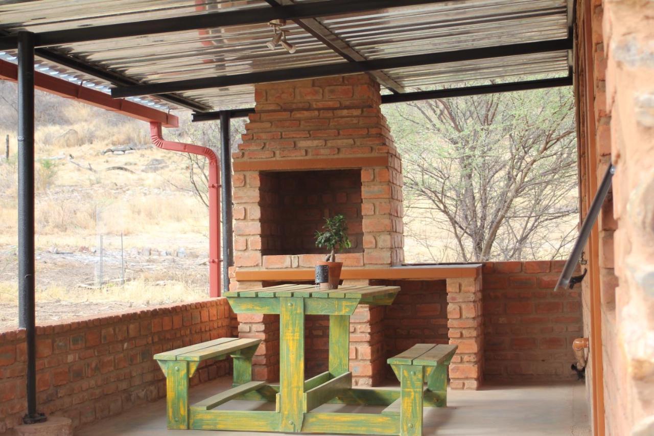 Otavi Vineyards Self-Catering & Camping Экстерьер фото